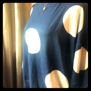 NWT Tahari light weight sweater